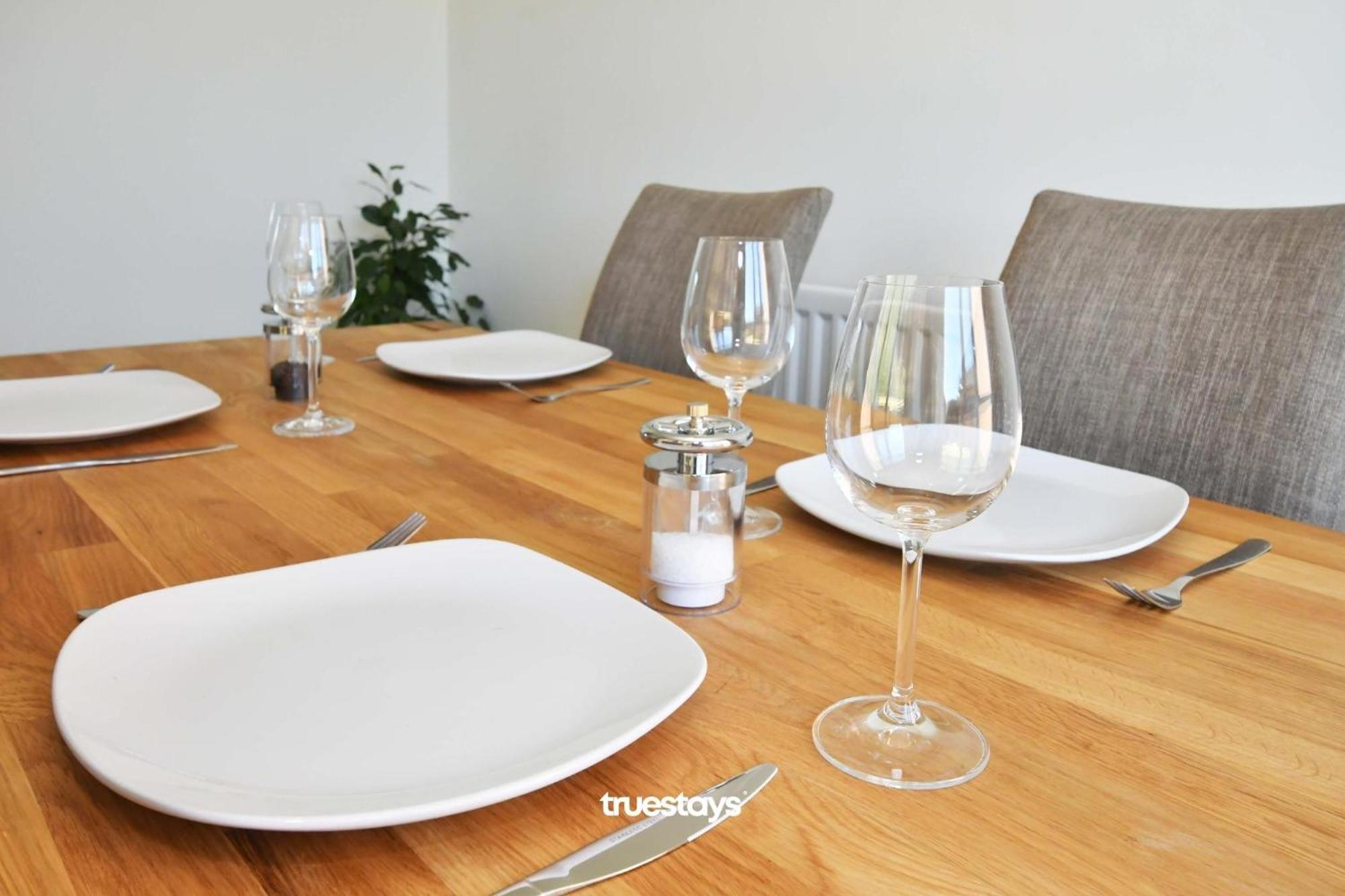 Regal House By True Stays - 3 Bedroom House In Stoke-On-Trent Stoke-on-Trent Exterior foto