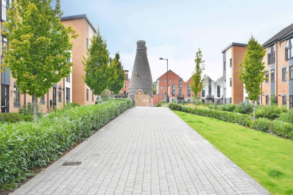 Regal House By True Stays - 3 Bedroom House In Stoke-On-Trent Stoke-on-Trent Exterior foto